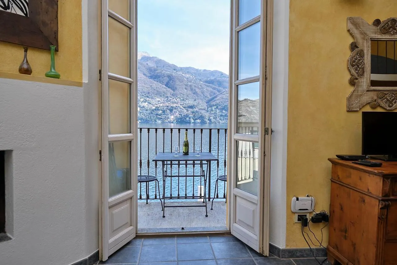 Cozy Suites On The Lake - The House Of Travelers Brienno Daire