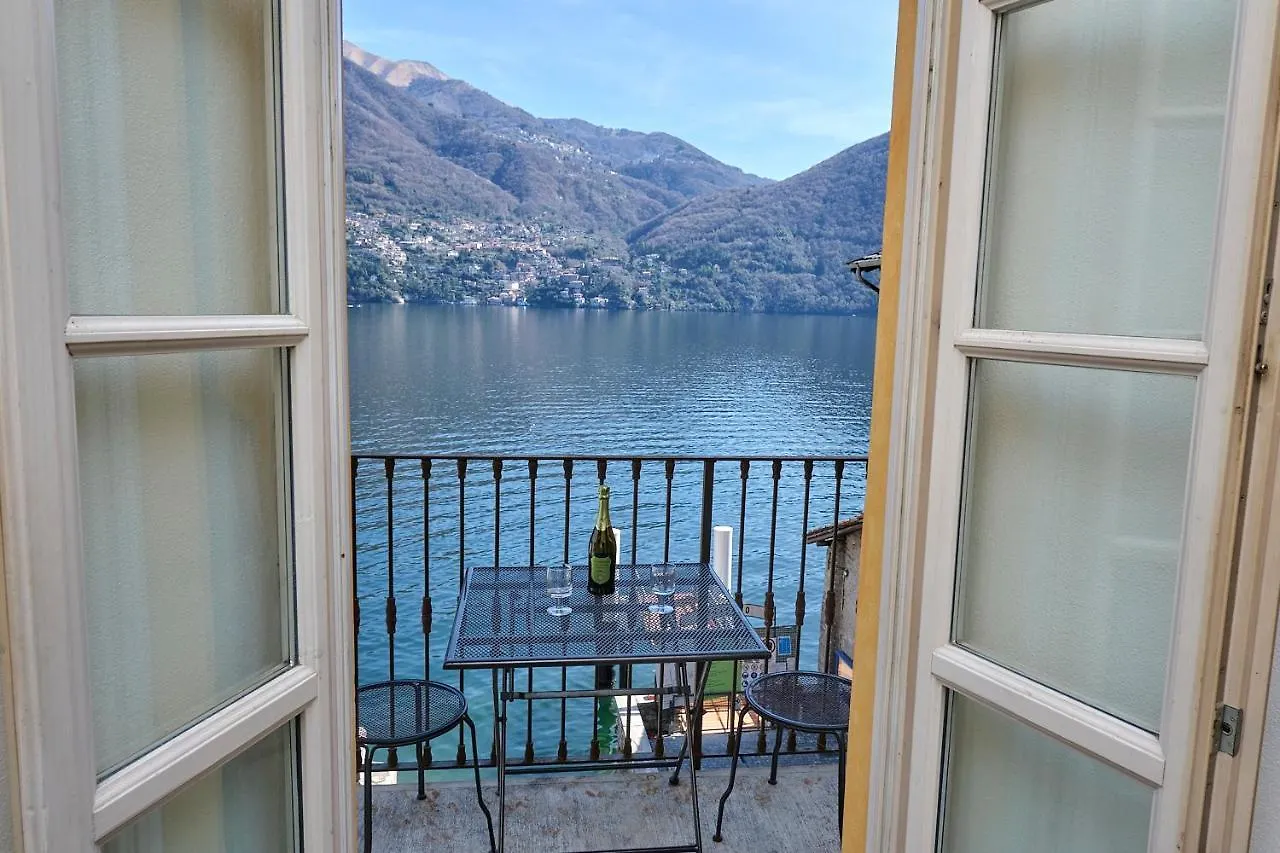 Brienno Cozy Suites On The Lake - The House Of Travelers 0*,  איטליה